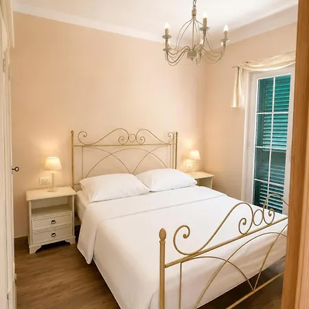 Apartman Lavanda *