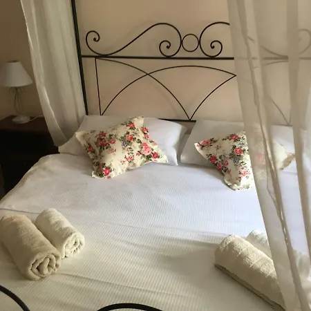 Lavanda Apartman Póla